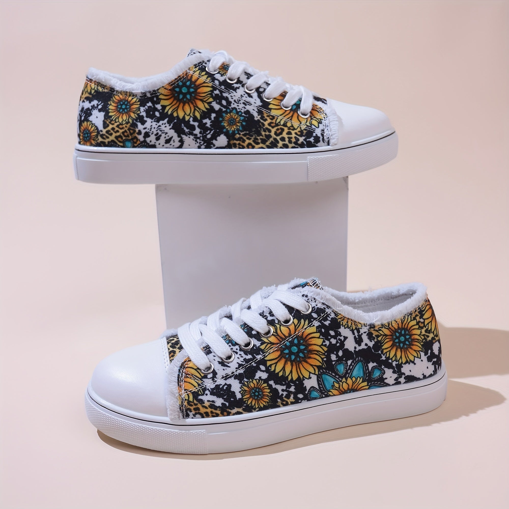 Floral & Leopard Print Lace-Up Low Round Toe Lightweight Flat Shoes