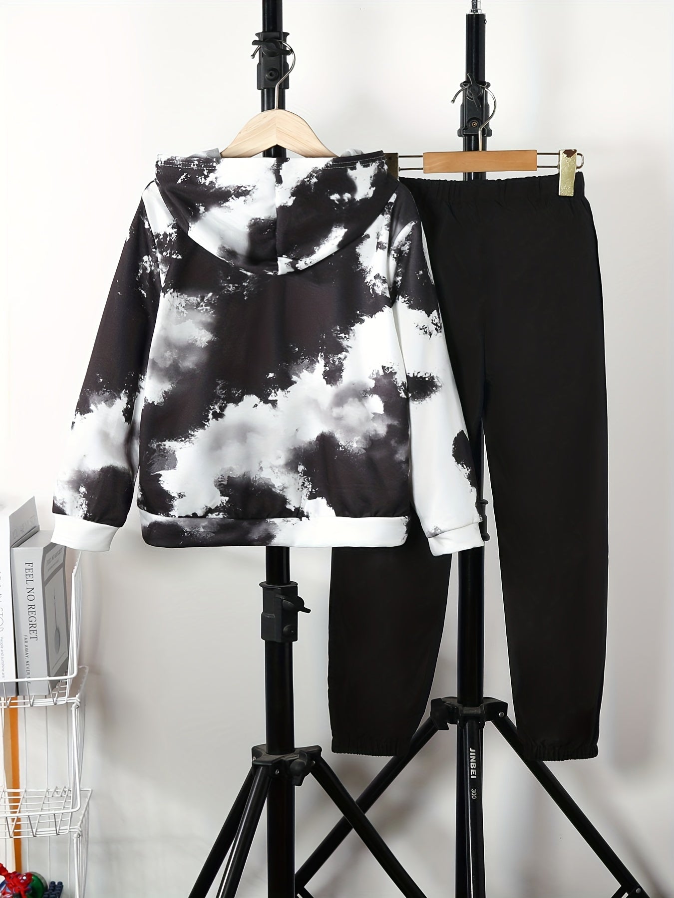 Boys 2pcs Tie Dye Sweatshirt Hoodie & Sweatpants Set
