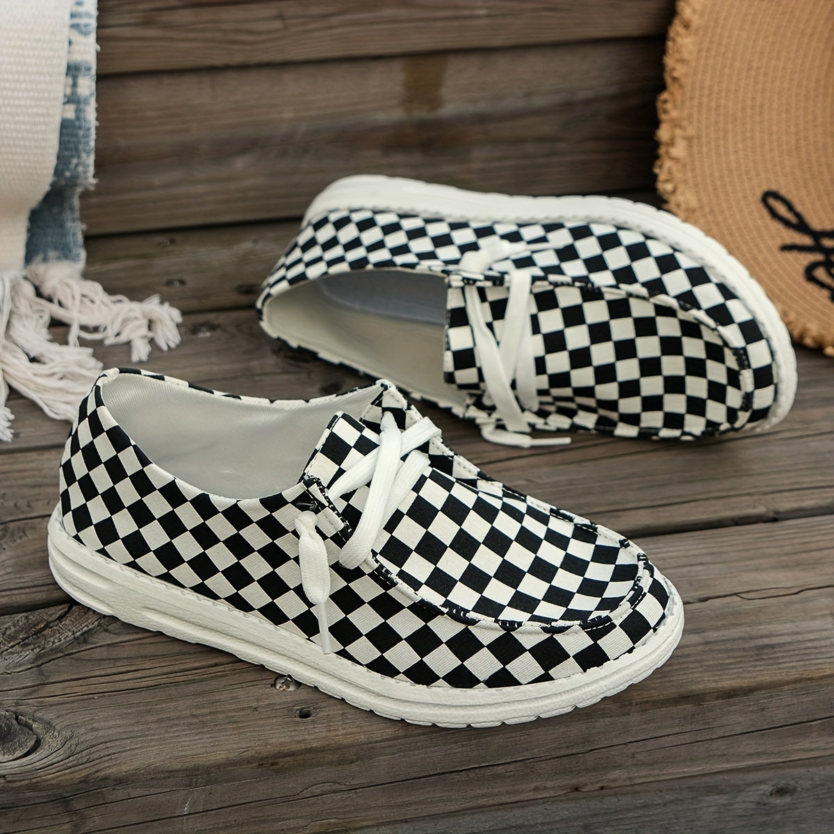 Women's Plaid Pattern Flat Outdoor Sports Board Shoes