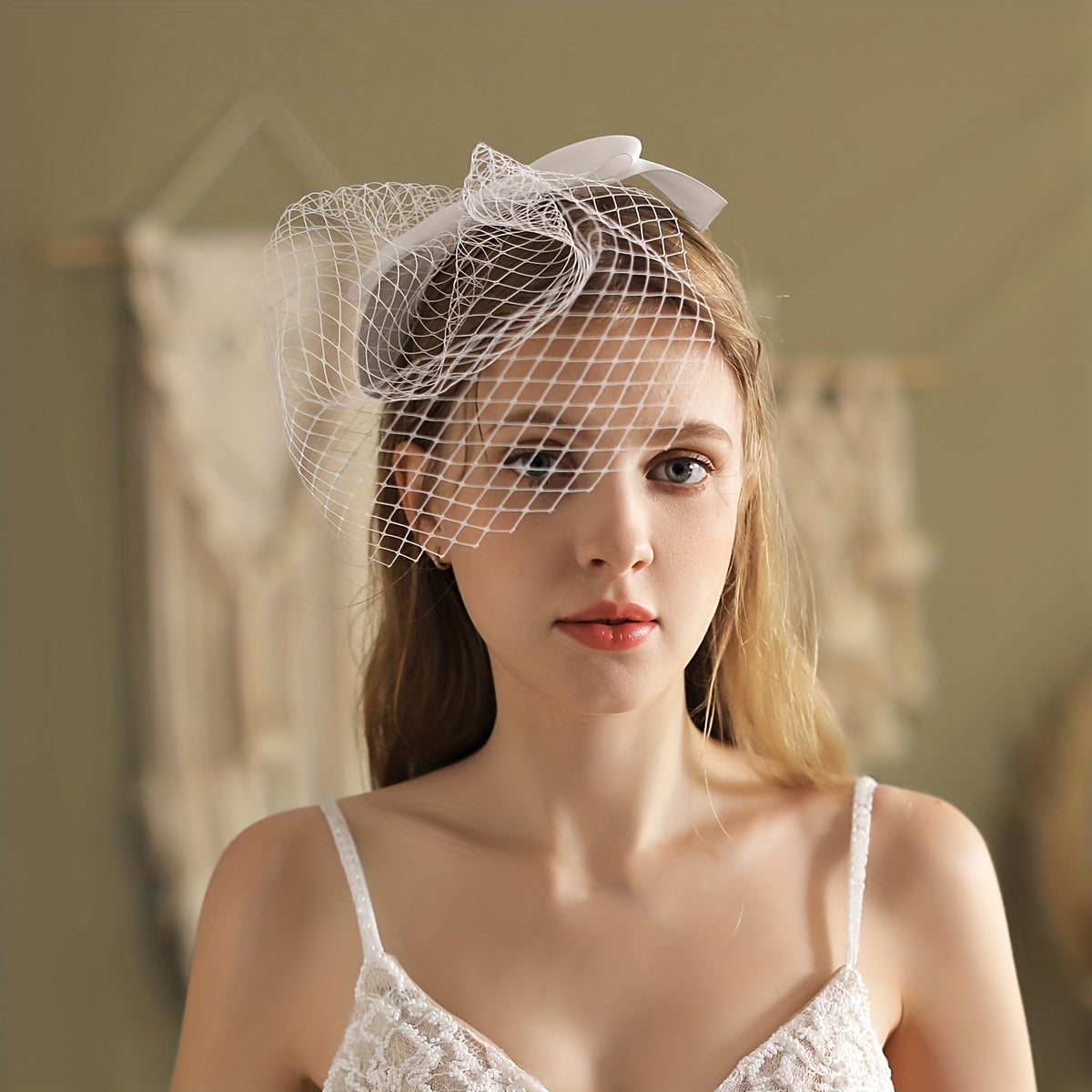 Short Mesh Head Veil With Comb And Satin Bowknot