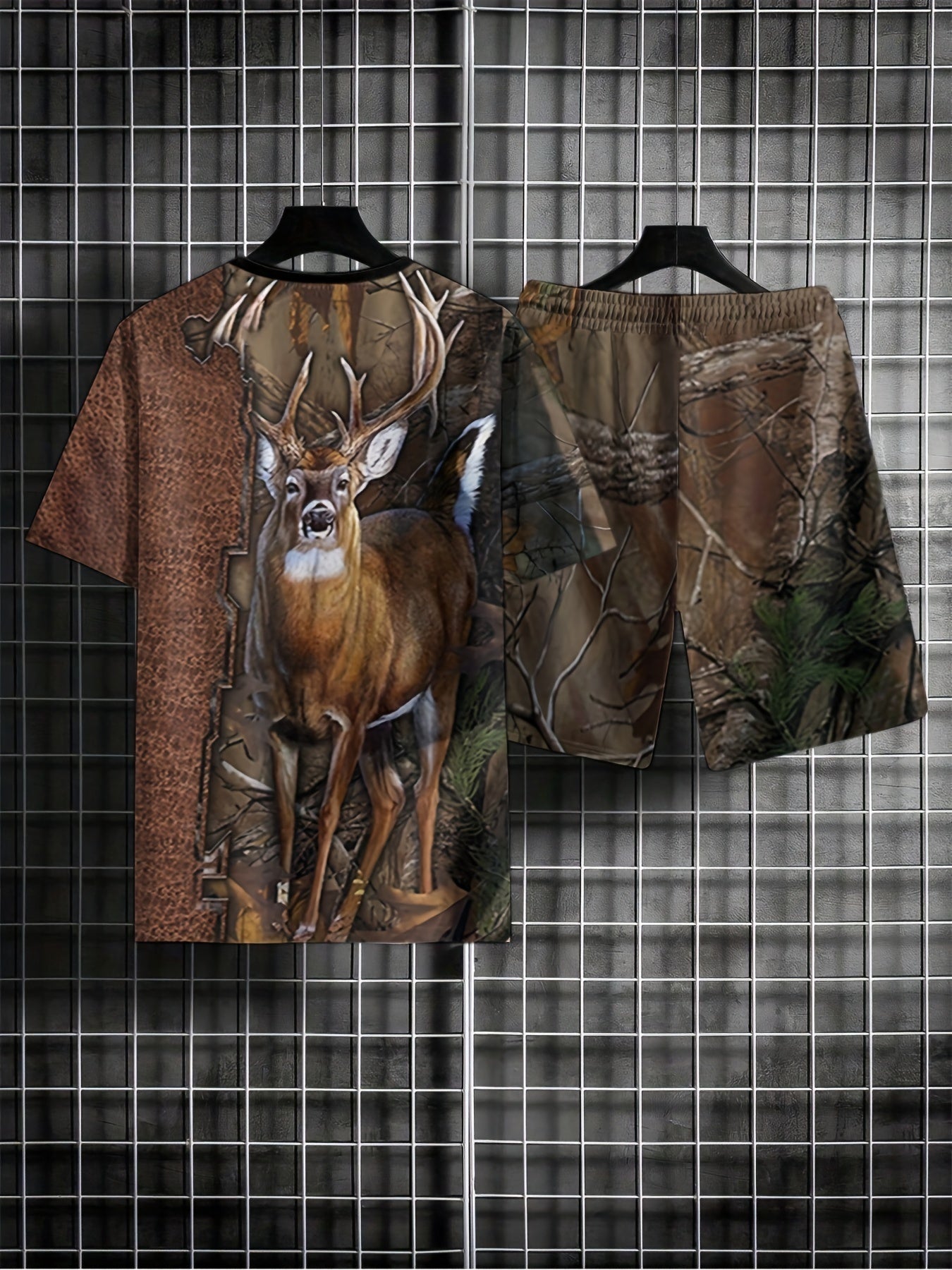 Deer And Branch 3d Pattern Men's 2 Piece Outfits T-shirt And Shorts Set