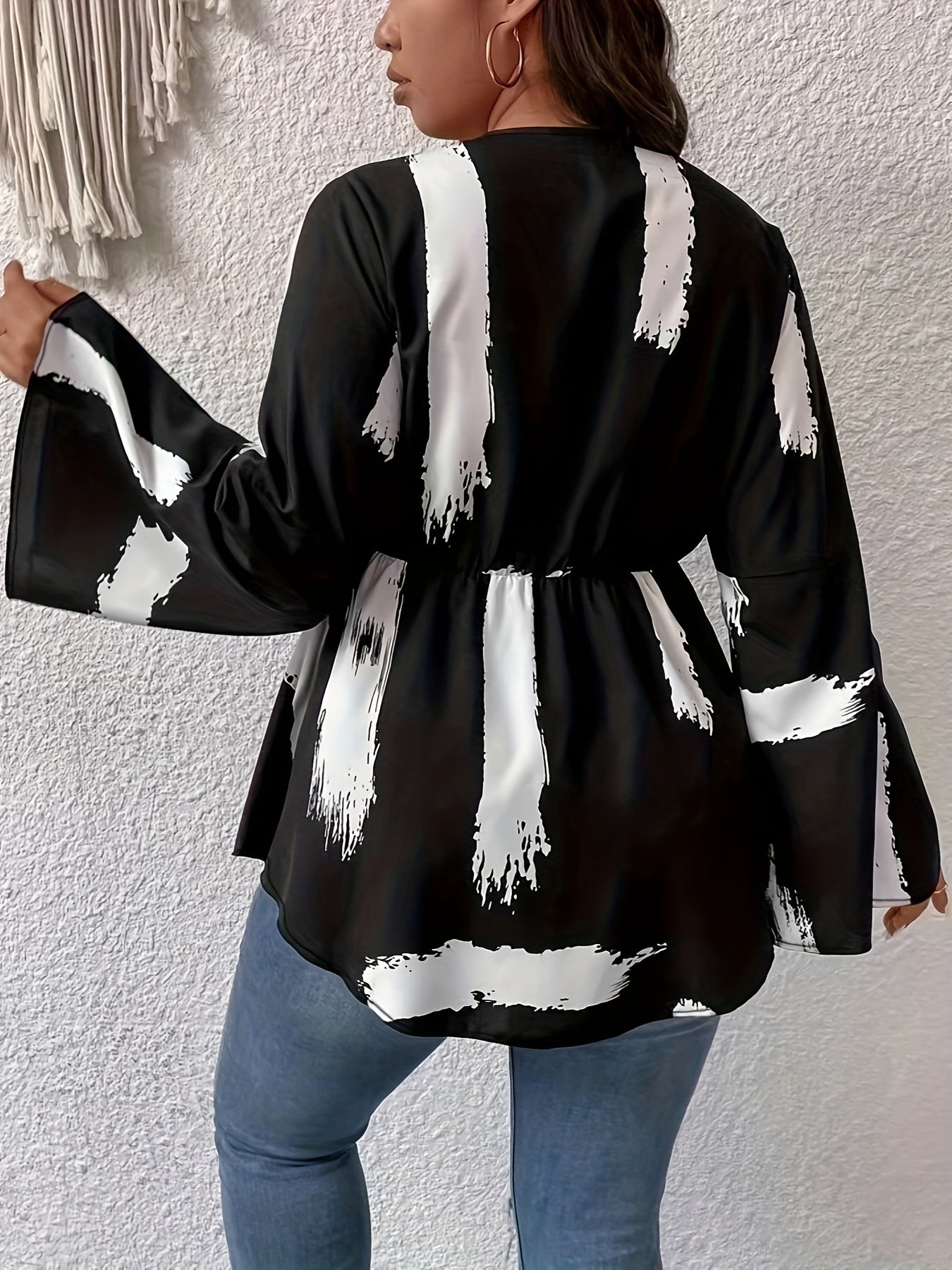 Brush Print Flared Sleeve V Neck Peplum Shirt Top