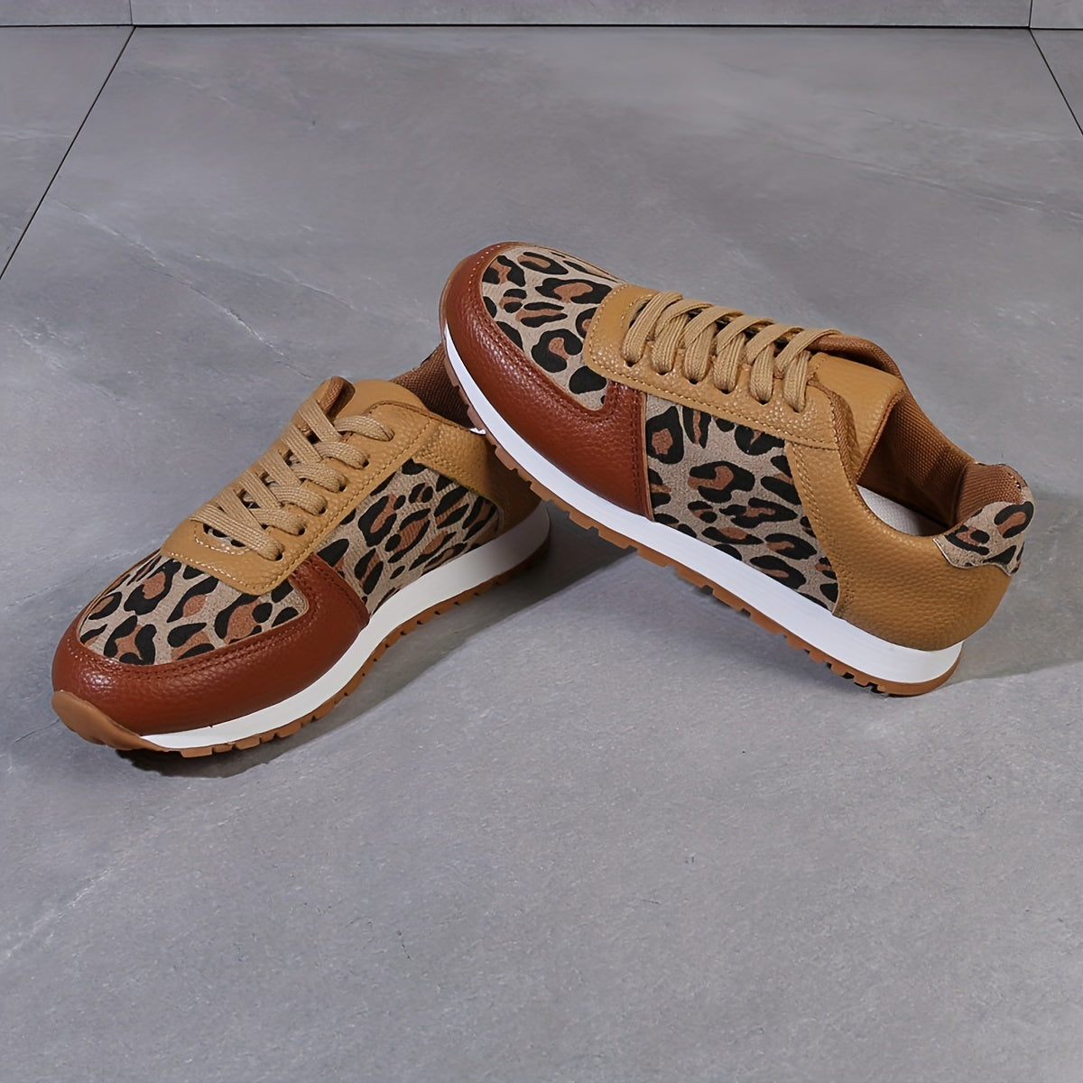 Leopard Print Lace-up Hiking Sneakers Women's Shoes