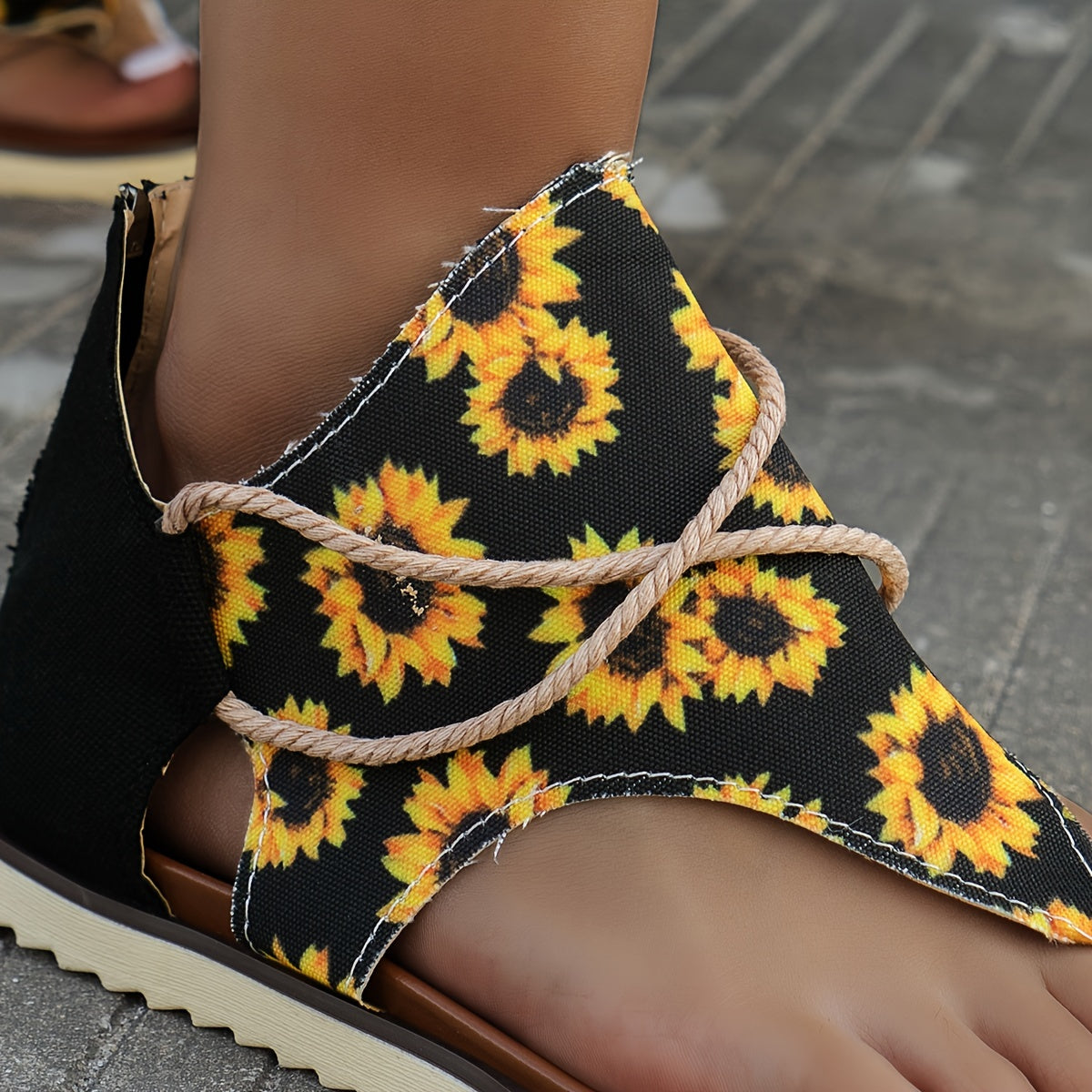 Sunflower Pattern Flat Sandals Back Zipper Beach Soft Bottom