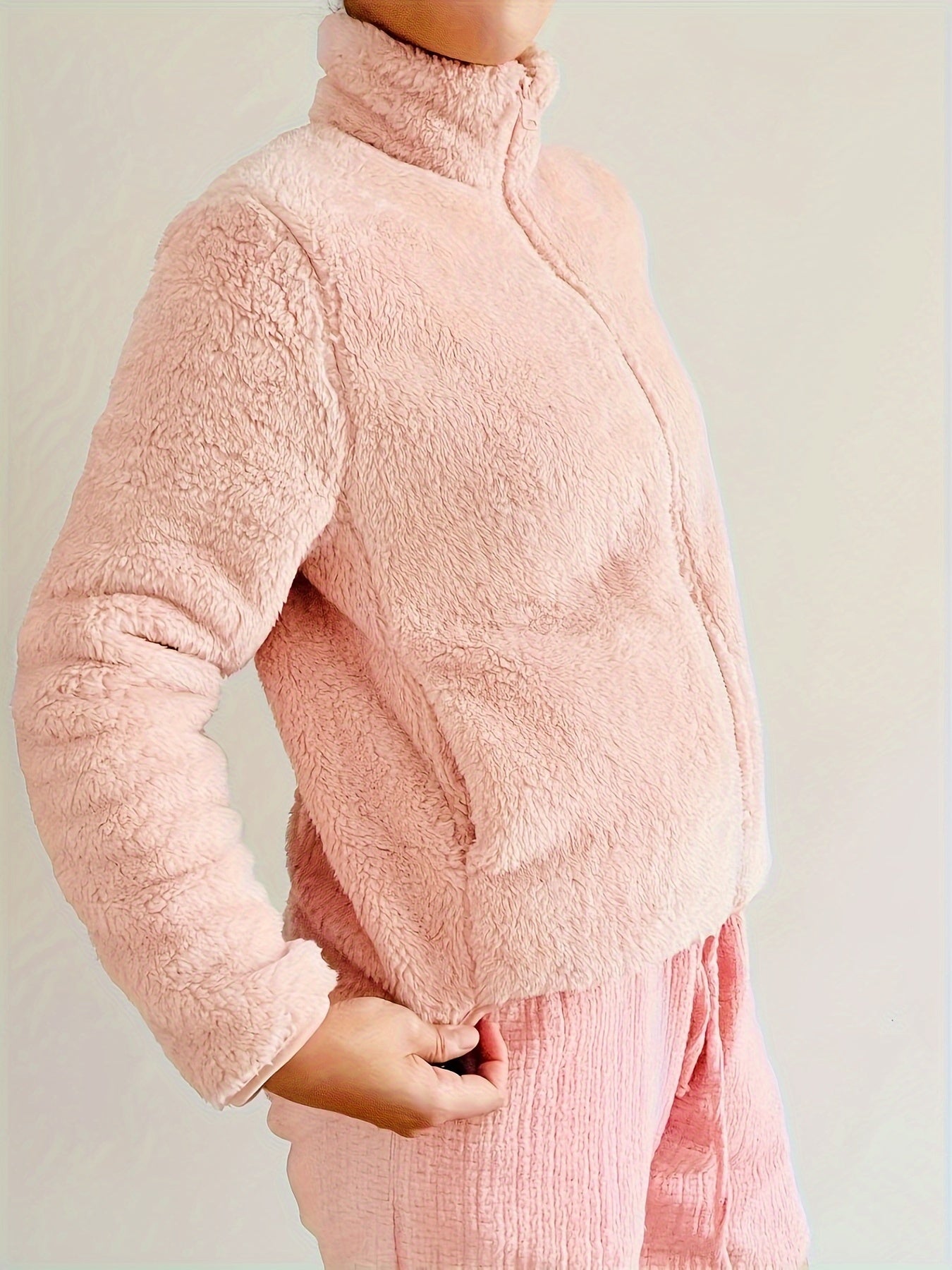 Soft Fleece Sports Jacket Mock Neck Warm Coat Women's Activewear