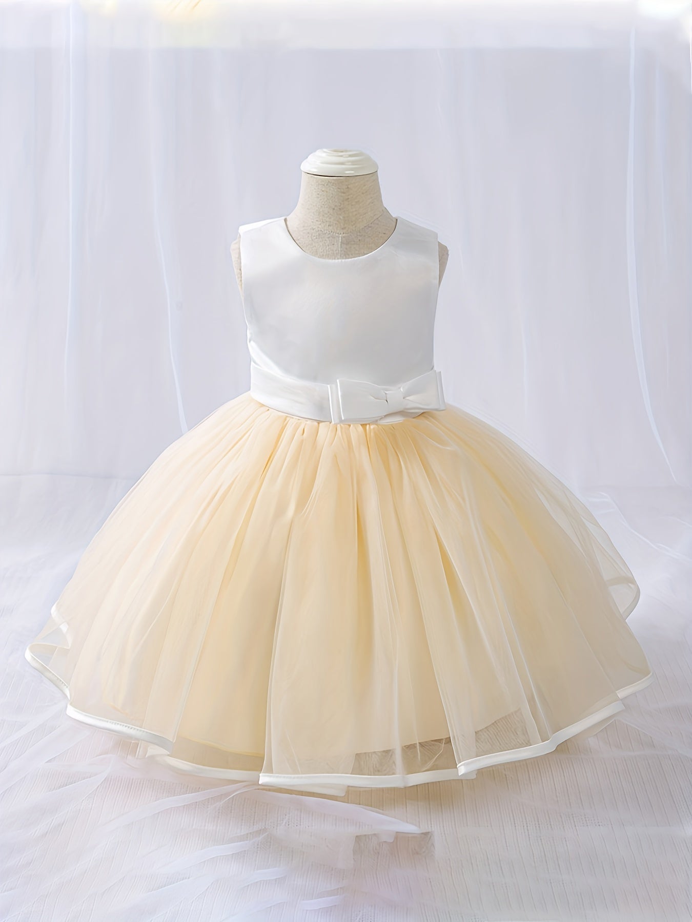 Girls Mesh Puffy Skirt Sleeveless Party Dress with Bow