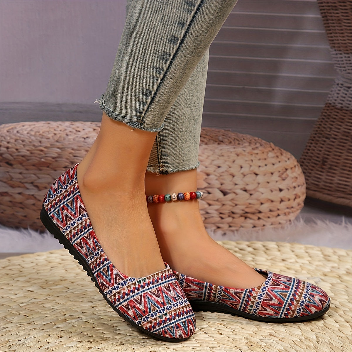 Geometric Pattern Slip On Flat Shoes Lightweight Comfortable Shoes