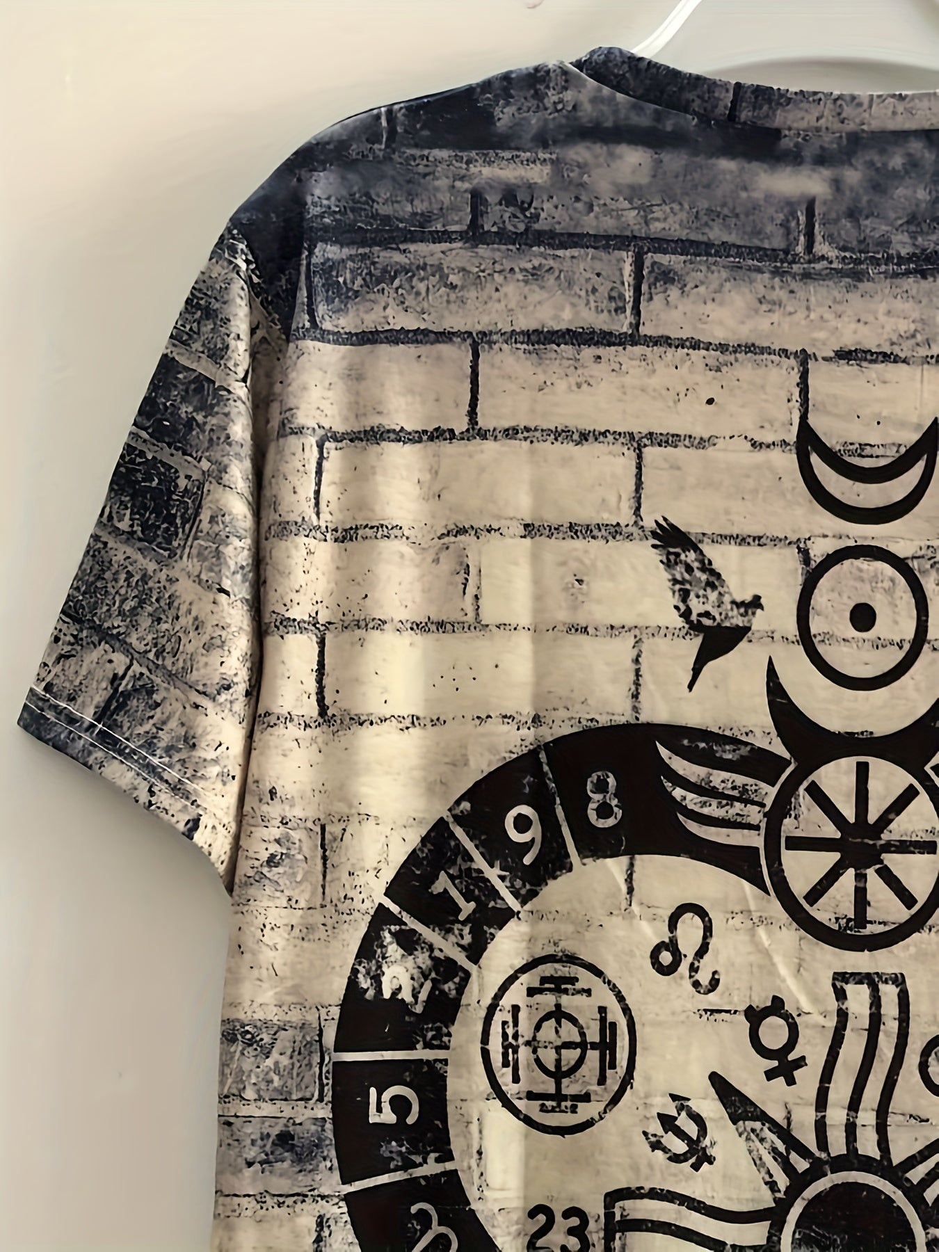 Ethnic Style Heart Brick Print Men's Short Sleeve T-shirt