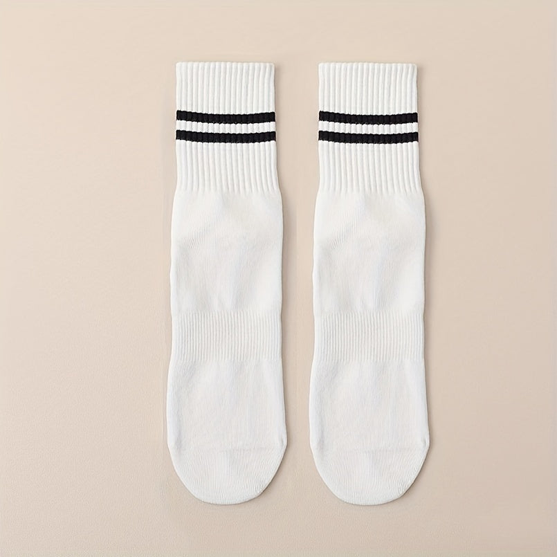 Professional Non slip Mid Tube Yoga Socks With Grips