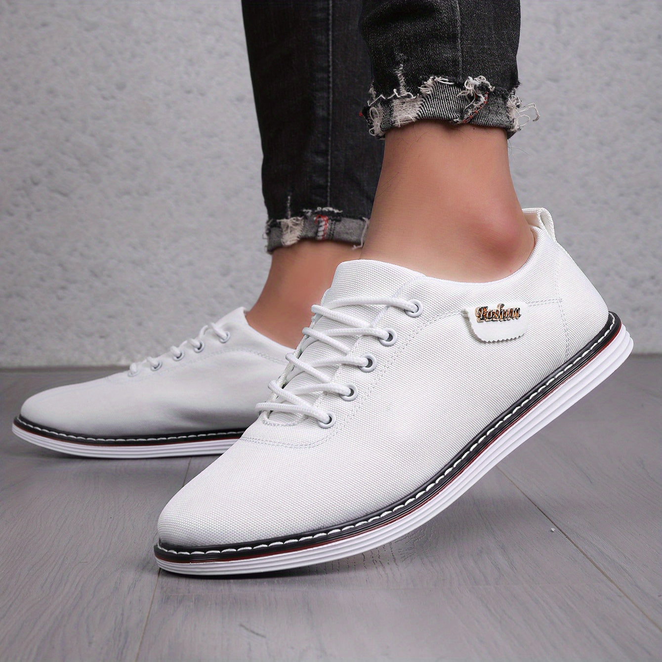 Men's Canvas Sneakers Lace Up Comfortable Shoes