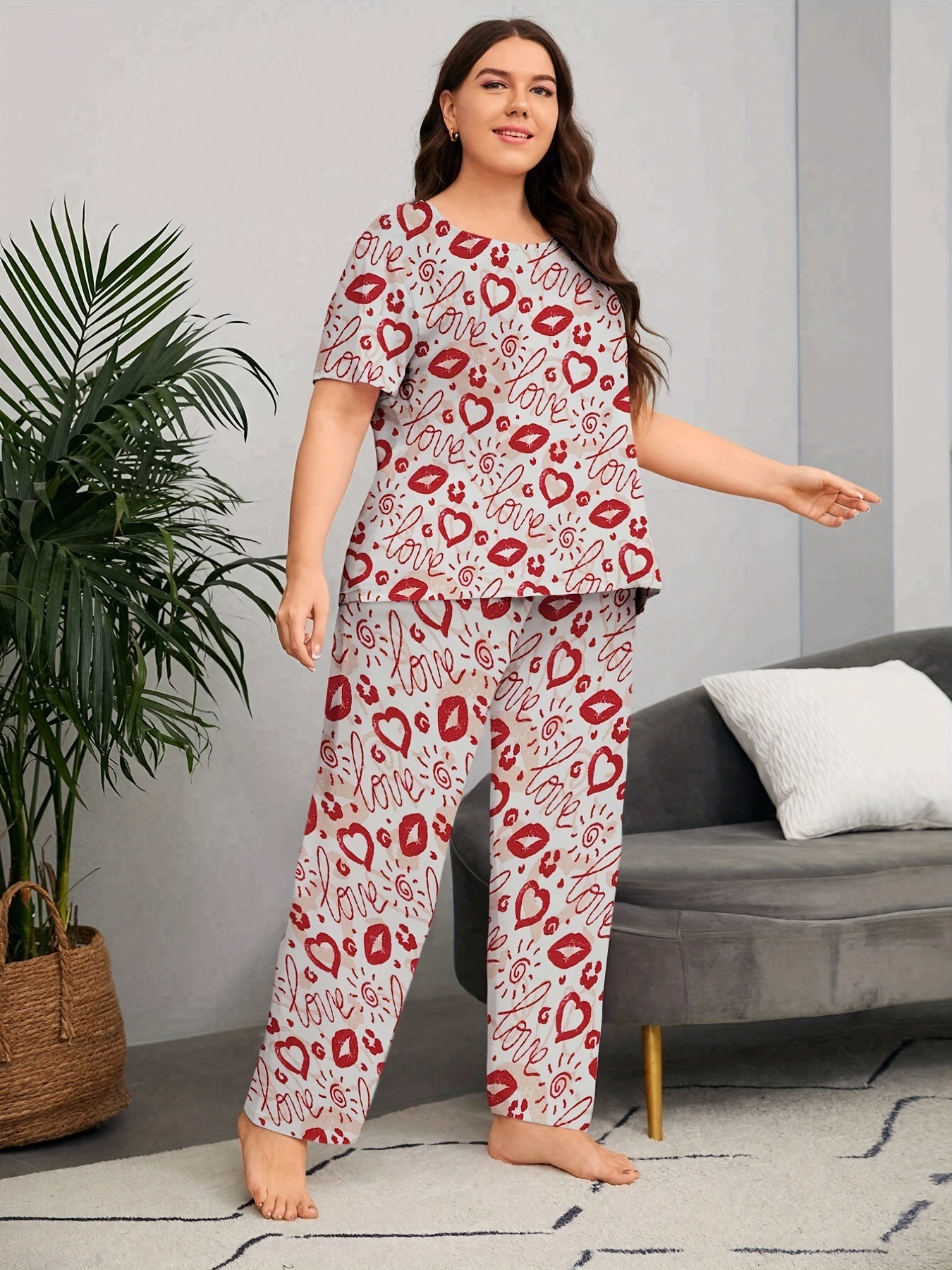 Heart & Letter Print Pajama Set Short Sleeve Top & Pants