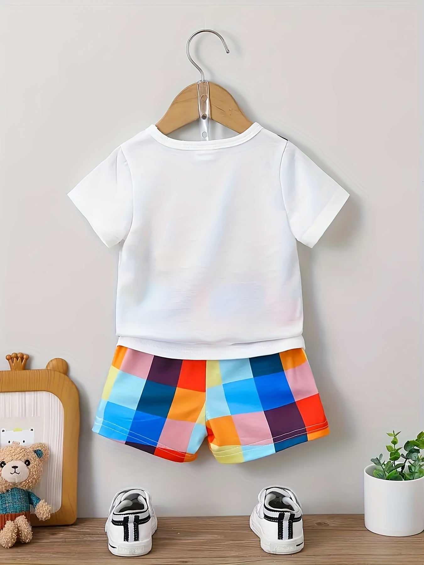 Baby Boy's Bear Print T Shirt & Plaid Shorts Set