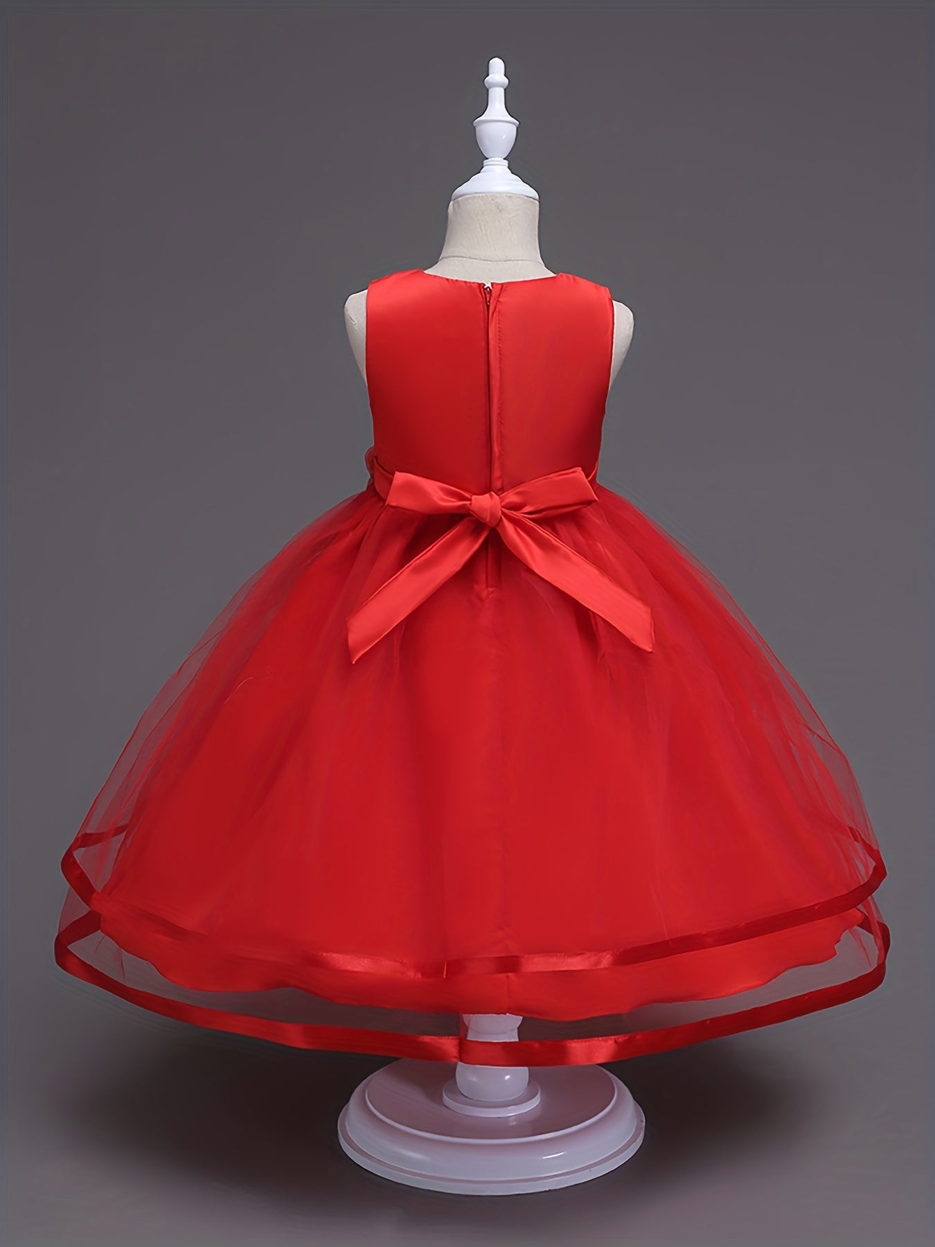 Girls Sleeveless Mesh Princess Dress With Flower Decor