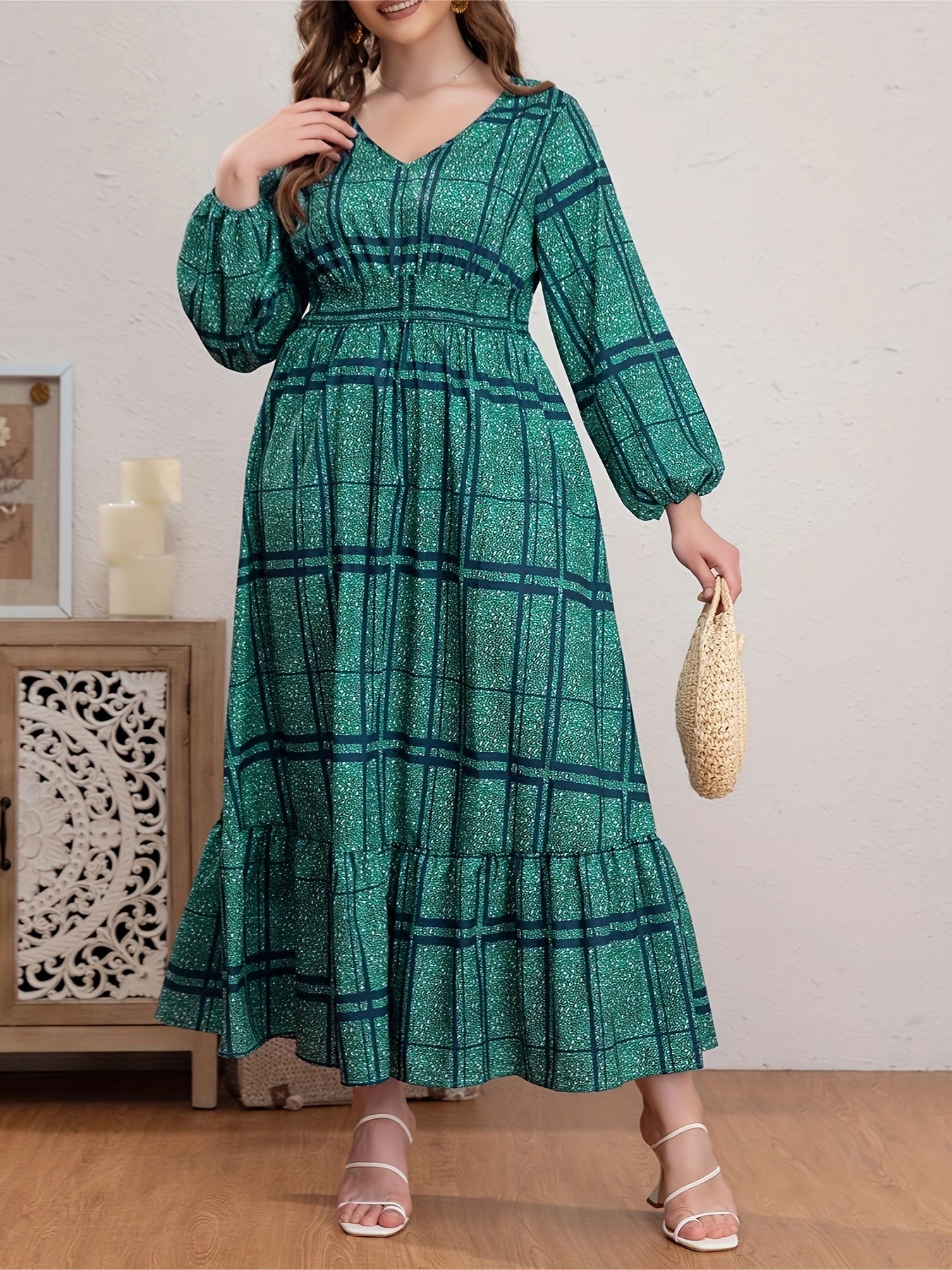 Plus Size Grid Print Long Sleeve V Neck Maxi Dress