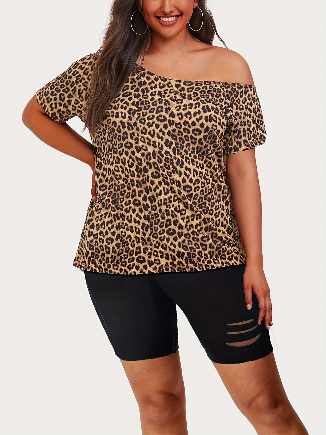 Plus Leopard Print Top & Ripped Shorts 2 Piece Set