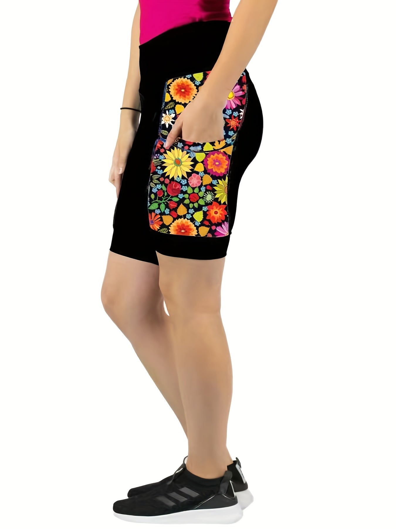 Women's Plus Size Floral Print Seamless Biker Shorts with Pockets