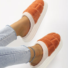 Plaid Pattern Slip-On Plush Lined Slippers