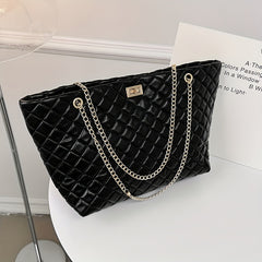 Women's Quilted Shoulder Bag Turn Lock Chain Bag