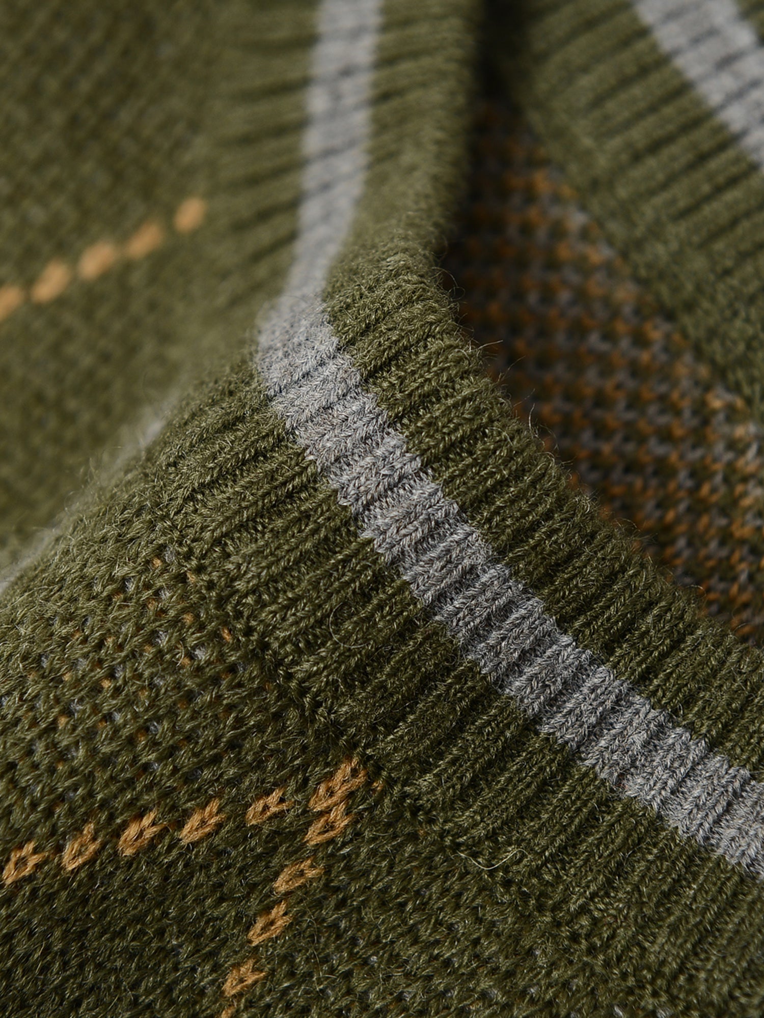 Men's Diamond Jacquard Crewneck Sweater