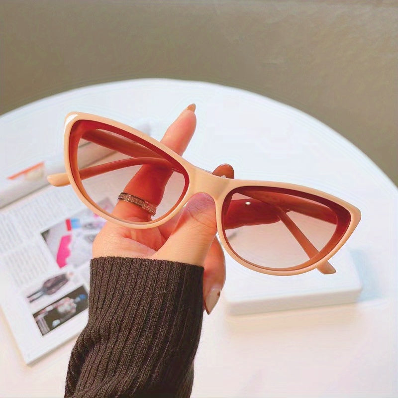 Cat Eye Small Frame Sunglasses For Women Hip Hop Funny Photo Glasses