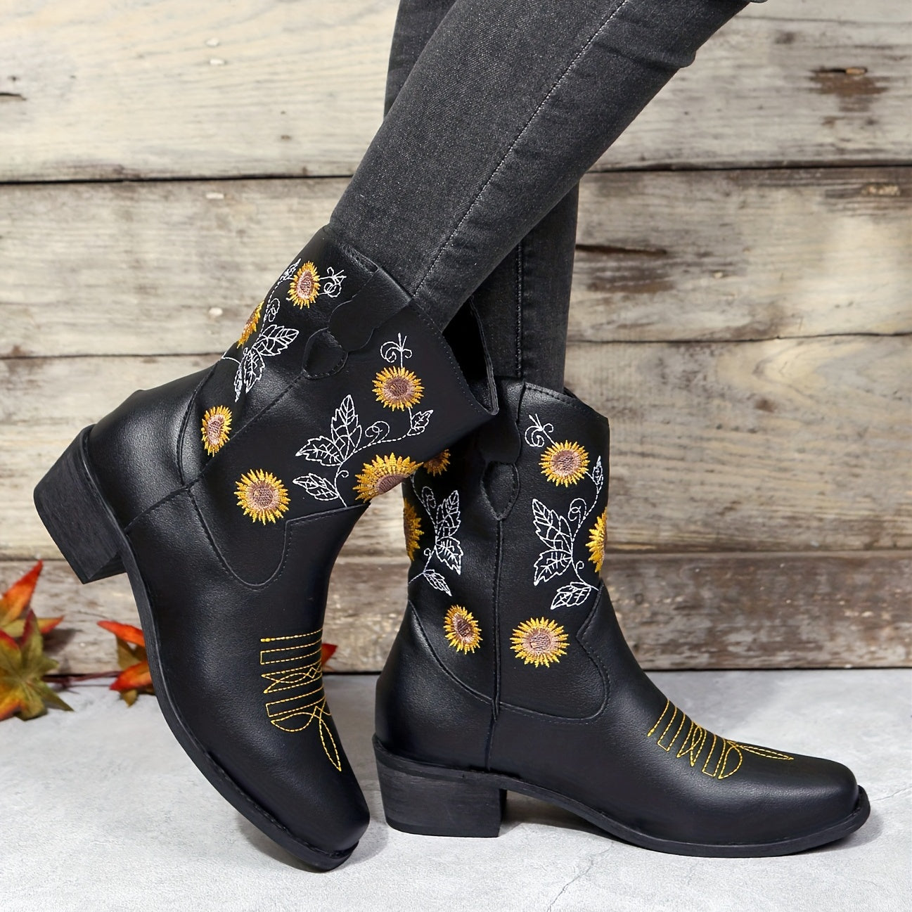 Women's Sunflower Embroidered Western Boots
