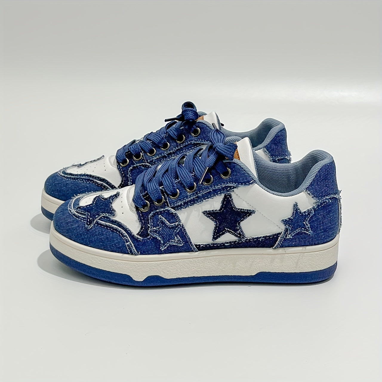 Women's Star Graphic Lace Up Skate Shoes Thick Sole Patchwork Flatform