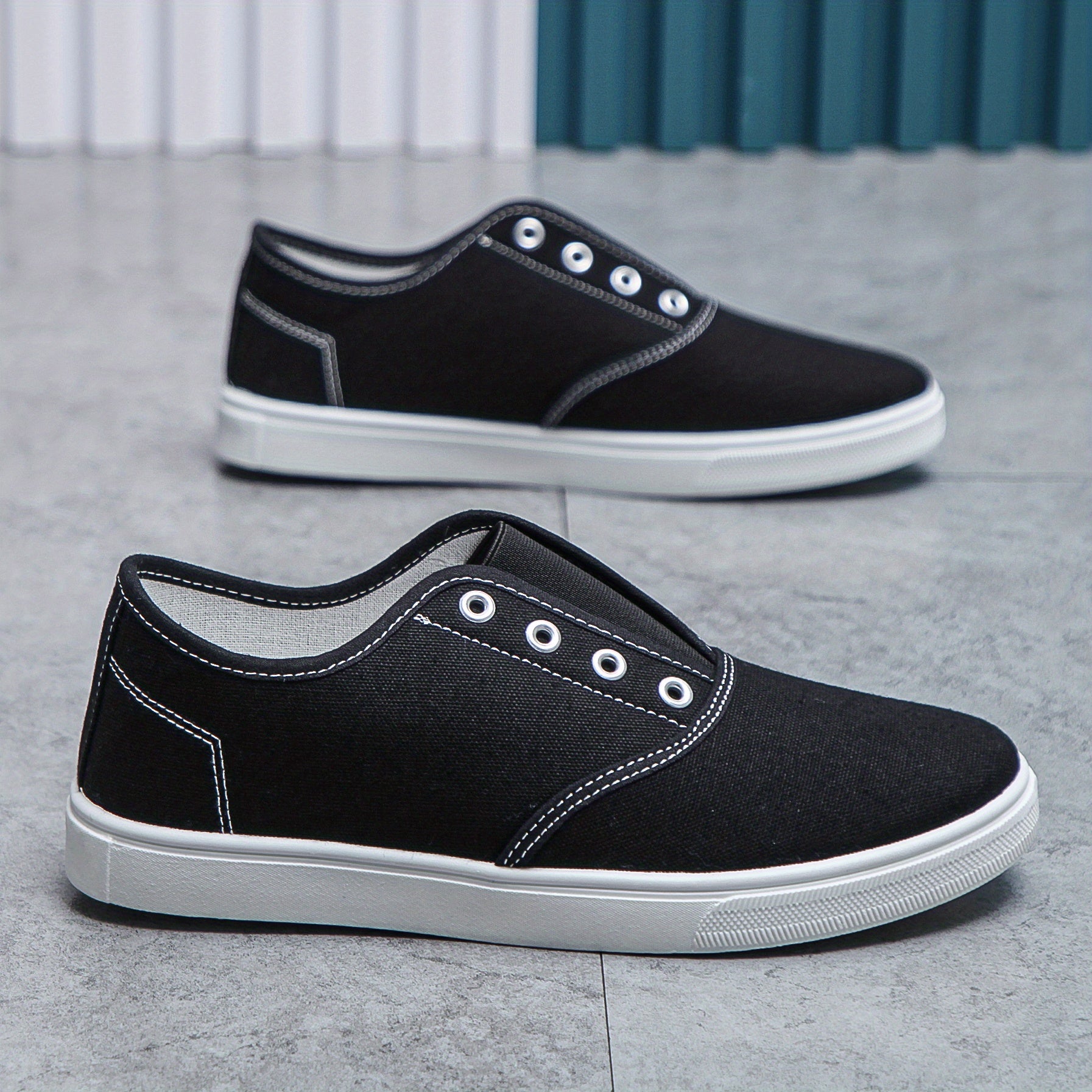 Men's Lightweight Breathable Skate Shoes Non Slip Casual Shoes