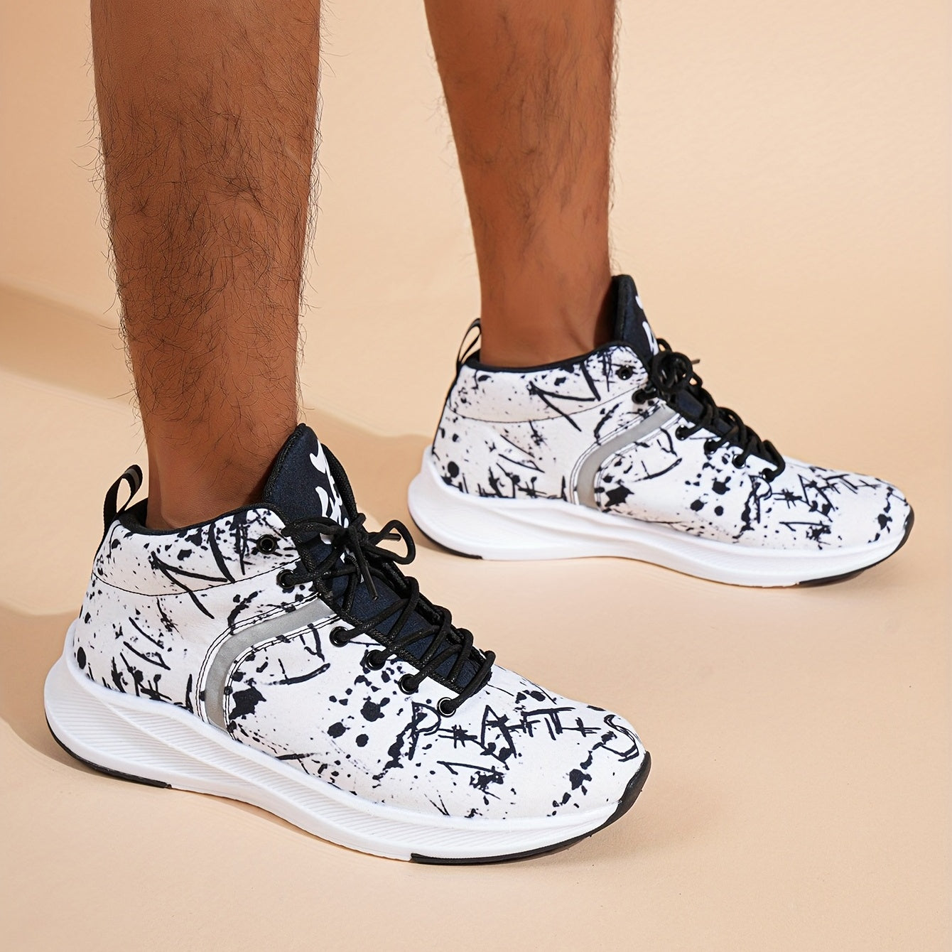 Men's Lightweight Lace Up Sneakers Sports Shoes