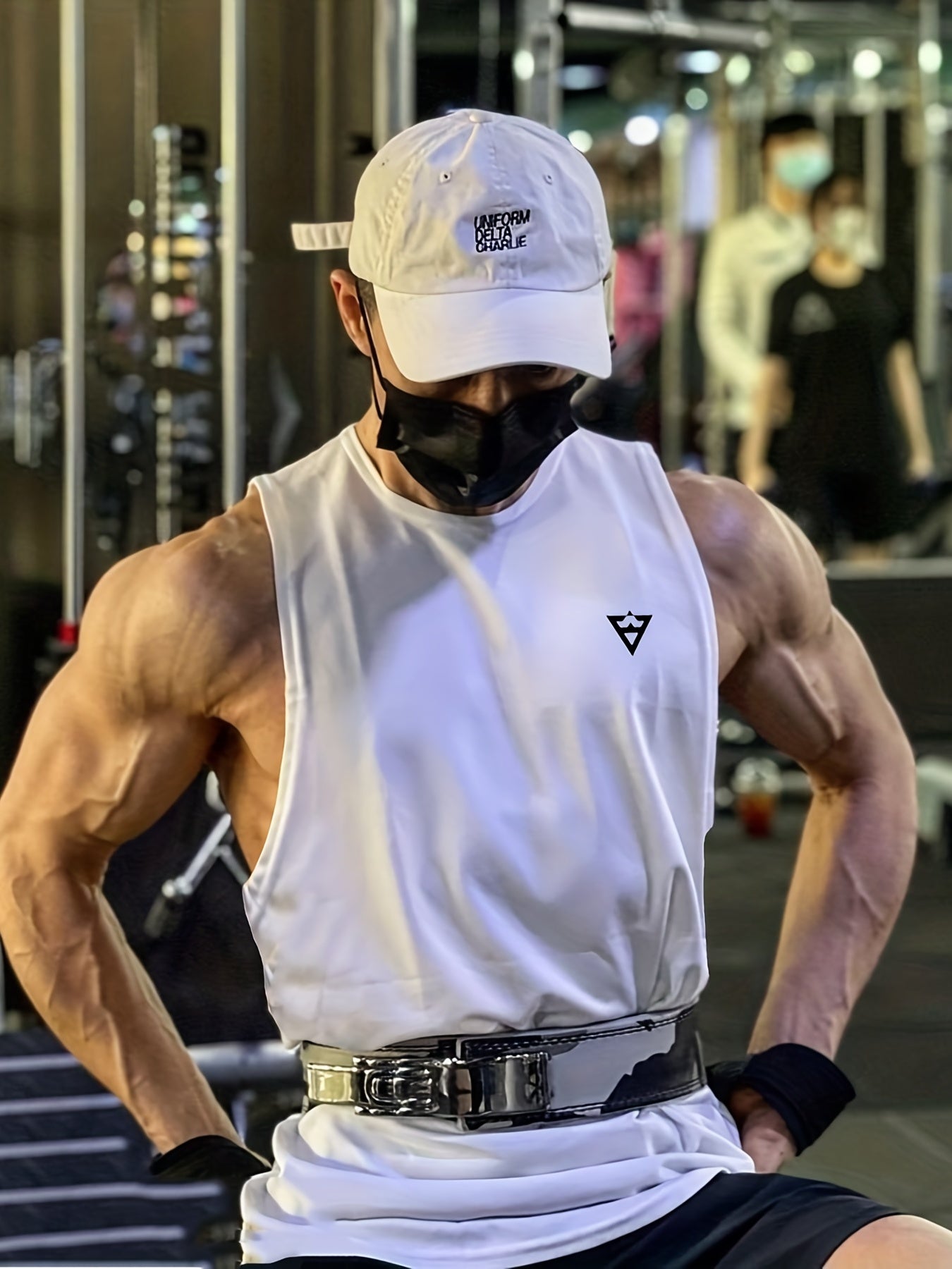 Men's Quick Dry Sports Tank Top Light Loose Sleeveless Shirt