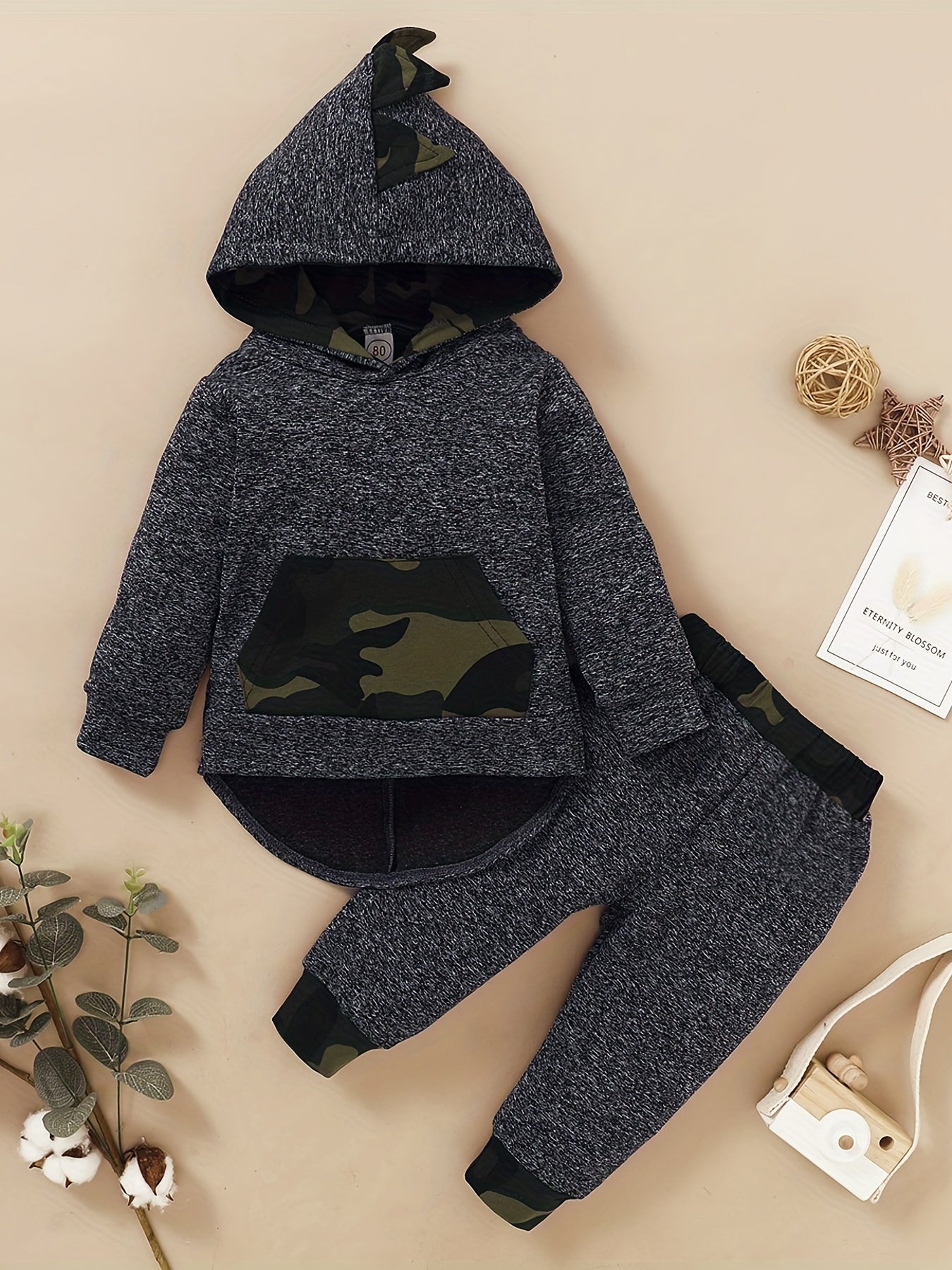 Toddler Boy's Camo Hoodie & Sweatpants Set for Spring Fall