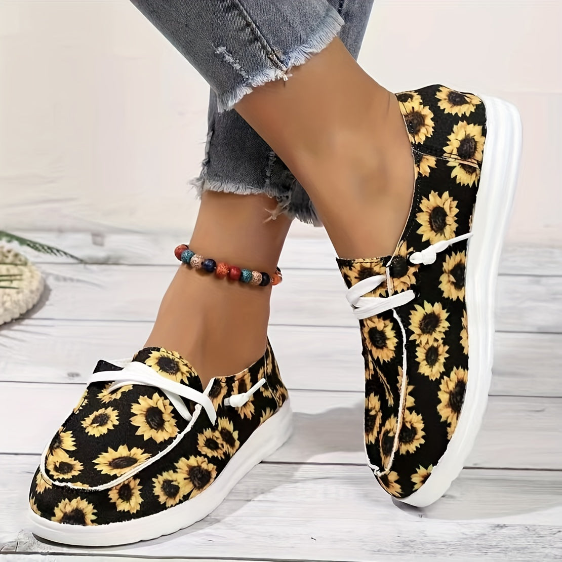 Women's Flower & Cow Pattern Canvas Loafers Lightweight Slip on Shoes