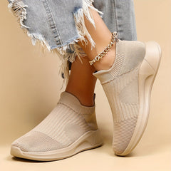 Women's Lightweight Slip-On Sneakers Breathable Low Top Shoes