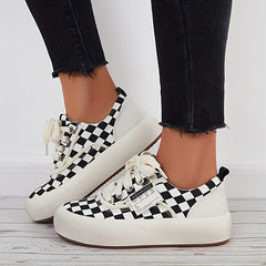 Women's Plaid Pattern Skate Shoes Lace Up Platform Sneakers