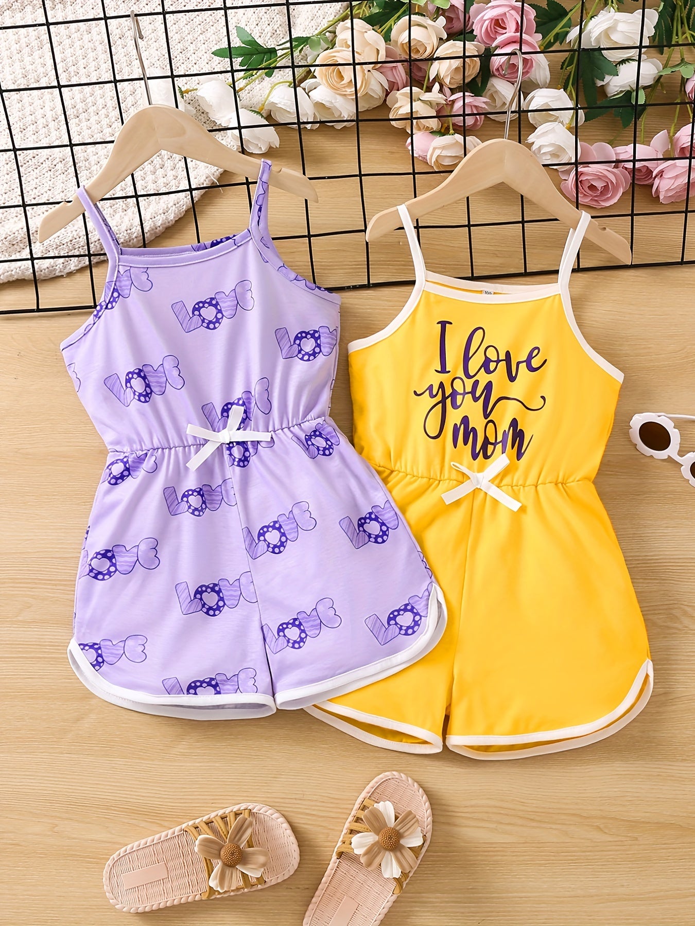 2pcs Toddler Girls Heart & Letter Graphic Cami Rompers For Summer
