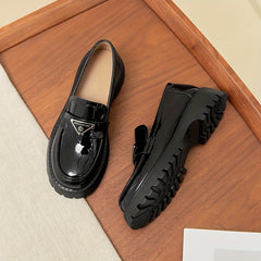 Women's Chunky Heel Loafers Comfortable Closed Toe Slip-On Shoes