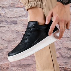 Faux Leather Skate Shoes Casual Flat Wear Resistance Sneakers
