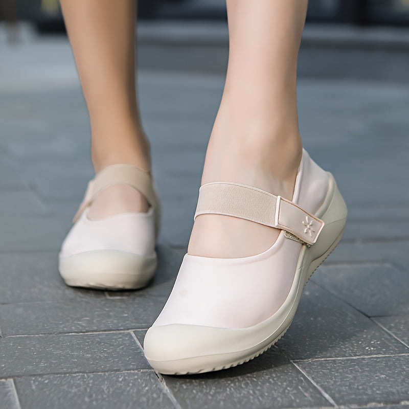 Women's Breathable Walking Shoes Soft Sole Casual Sneakers