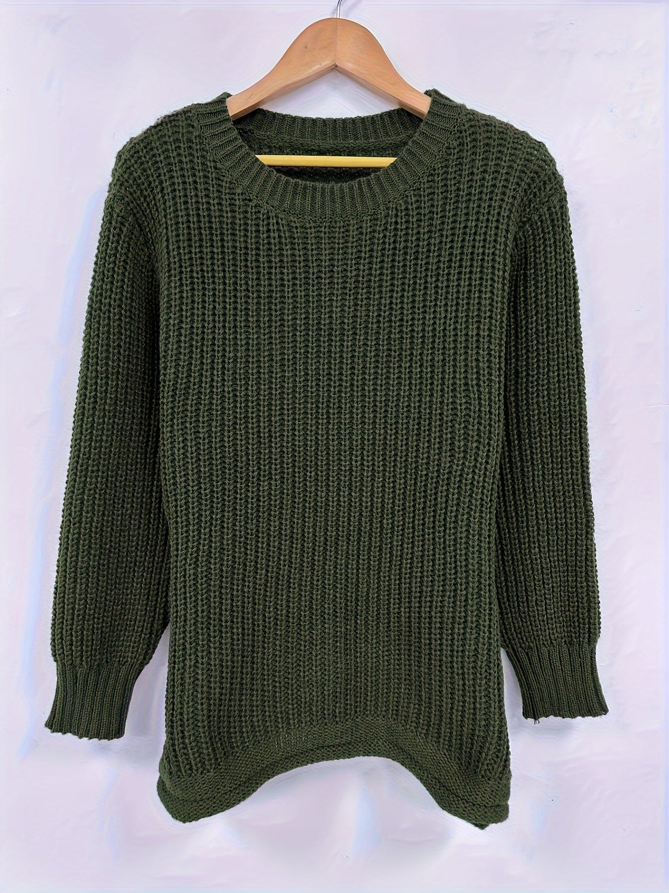 Women's Plus Solid Long Sleeve Round Neck Sweater