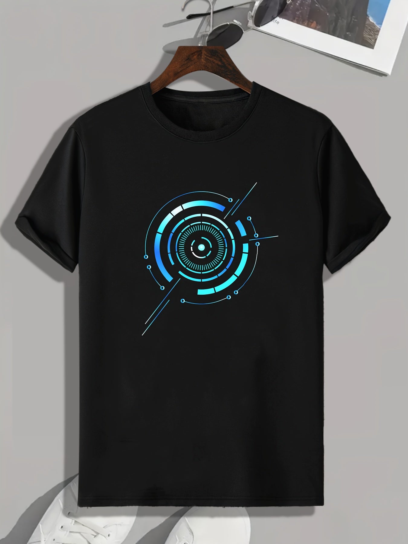 Pattern Print Men's Sports T-shirt Graphic Tee for Fitness Activities