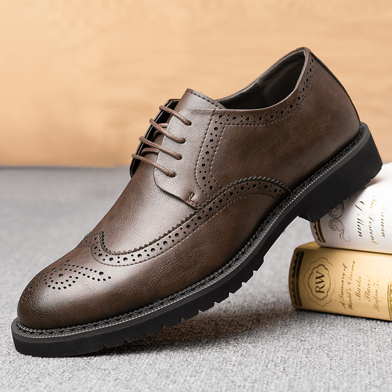 Men's Carved Derby Shoes Non Slip Formal Shoes For Wedding Business