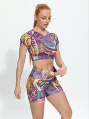 2Pcs All Over Print Round Neck Crop Top & Slimming Running Shorts