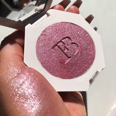 3D Pink Highlighter Blush Shimmering Body Highlighter Makeup Palette