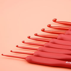 1pc Aluminum Crochet Hook Weaving Sweater Soft Rubber Red 2mm 6mm