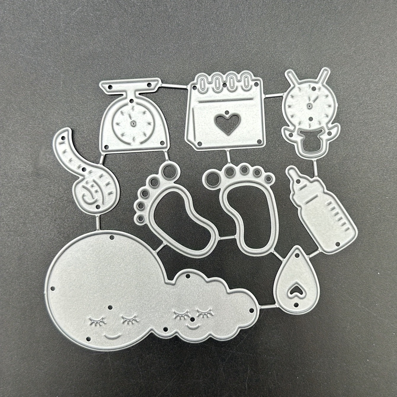 Children's Toy Mold DIY Metal Embossing Scrapbooking Cutting Mold