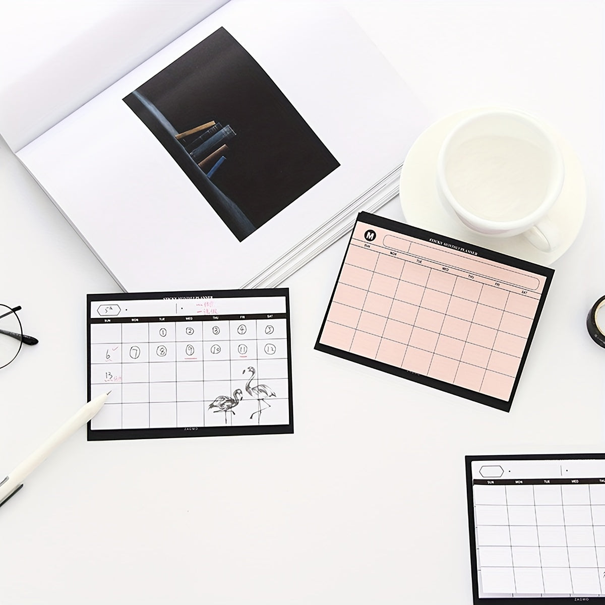 Desktop Schedule Book Monthly Planner Learning Memo Pad Self-adhesive 30sheets