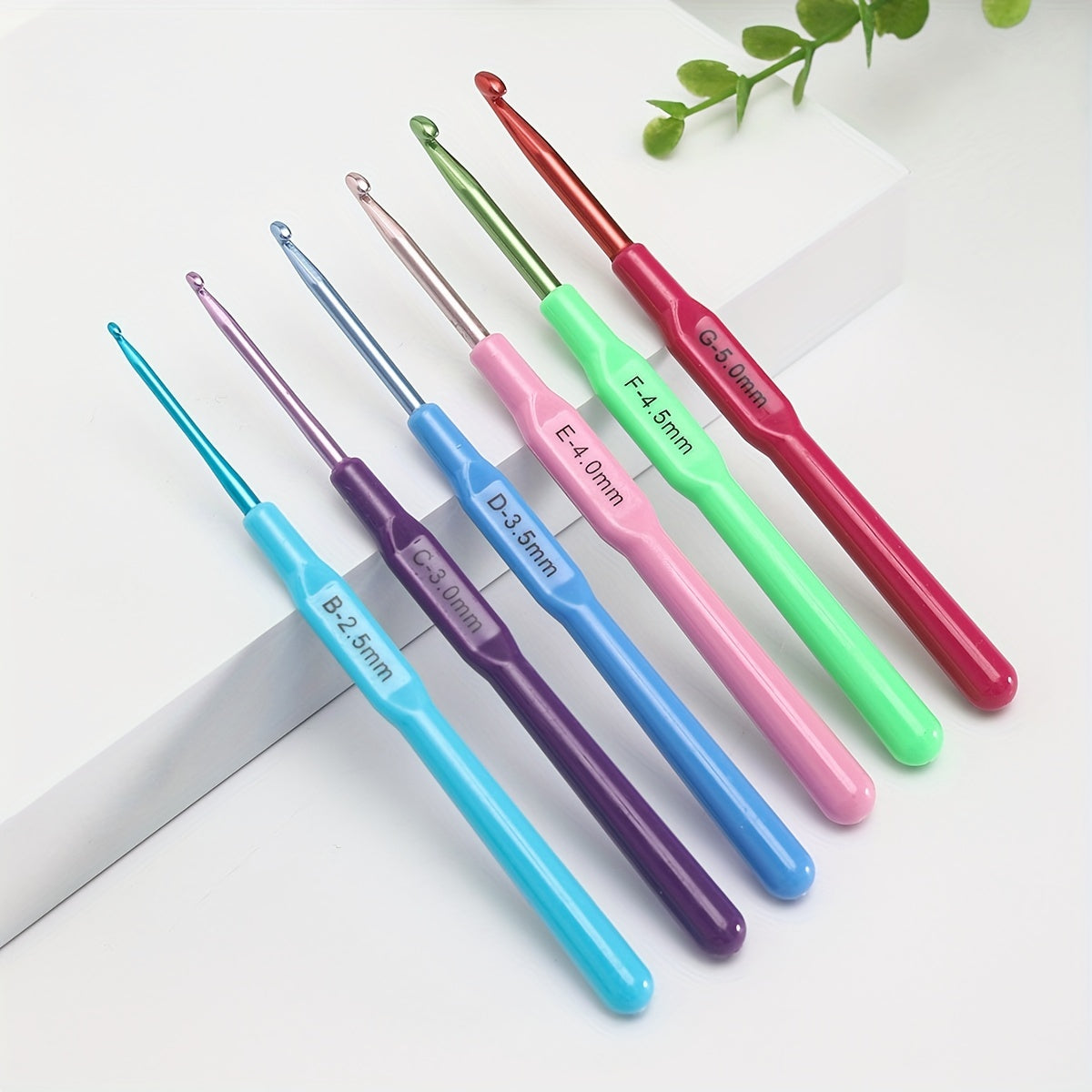 6pcs Thin Handle Crochet Hooks Soft Grip Set