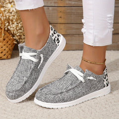 Leopard Print Canvas Low Top Sneakers Lightweight Lace Up Outdoor Shoes