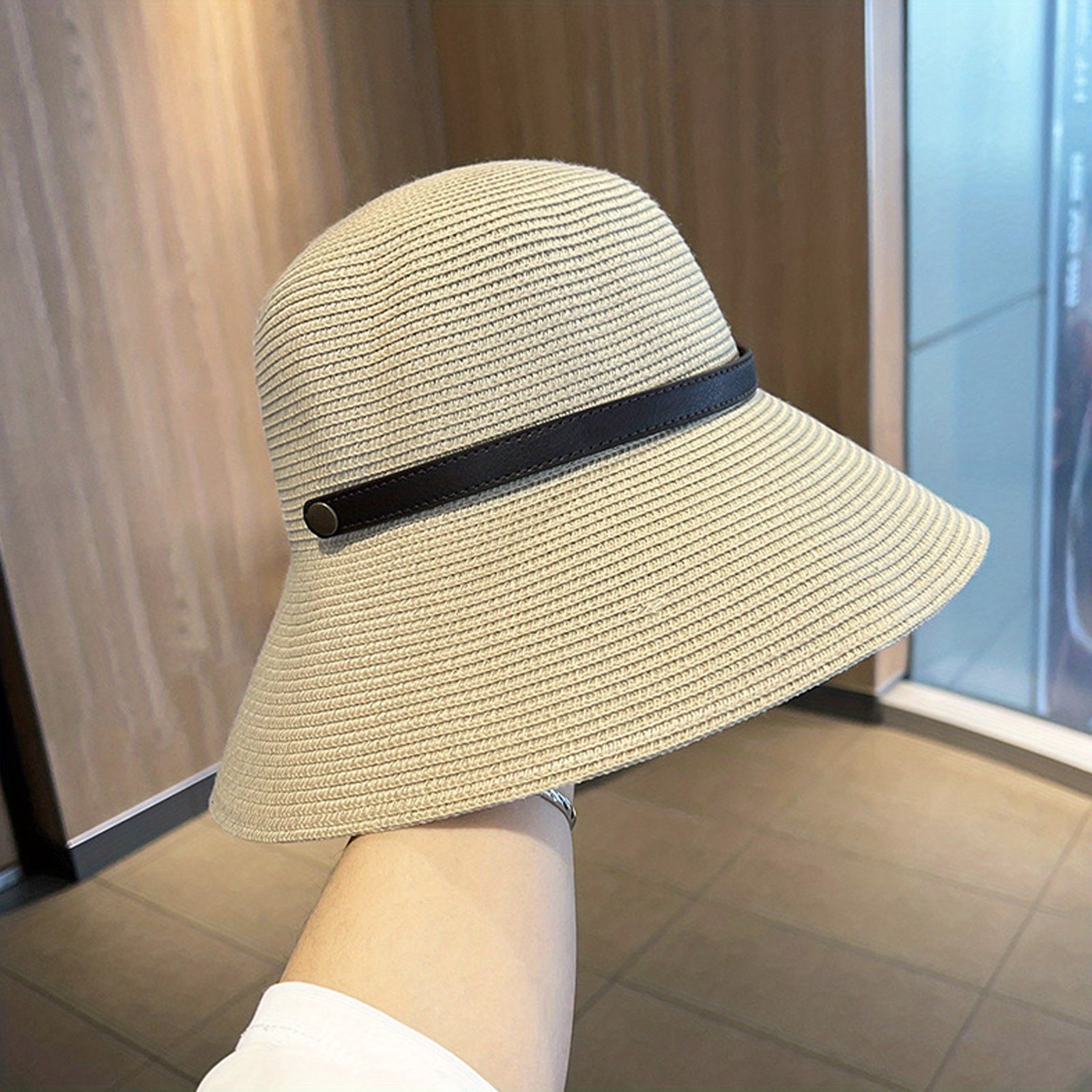 Foldable Straw Sun Hat Wide Brim UV Protection Bucket Hat for Women