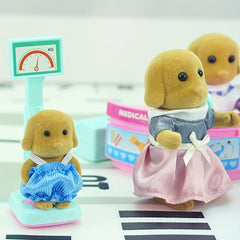 Forest Animal Family Toy House with 4pcs Set of Movable Body Dolls