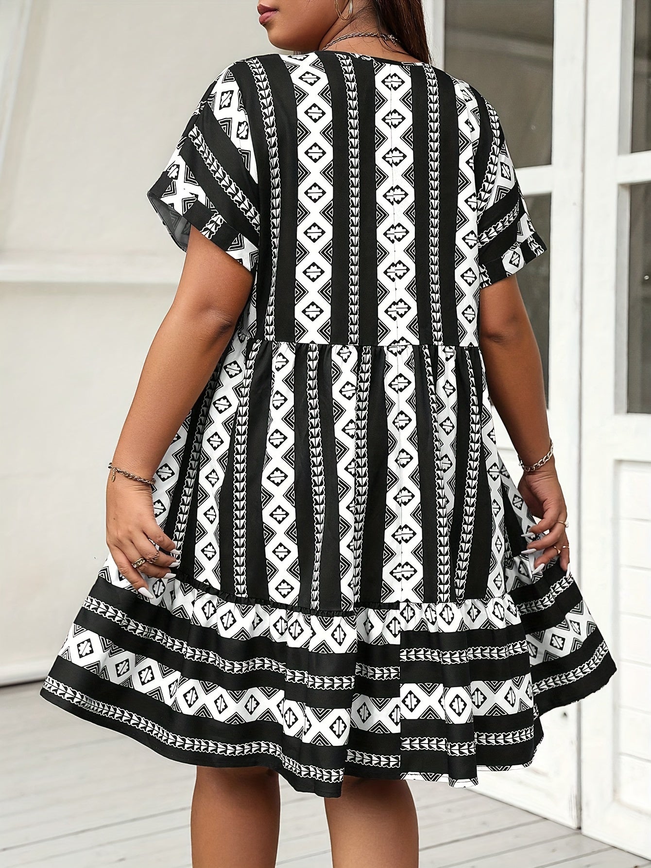 Colorblock Argyle Print Batwing Sleeve V Neck Mini Dress